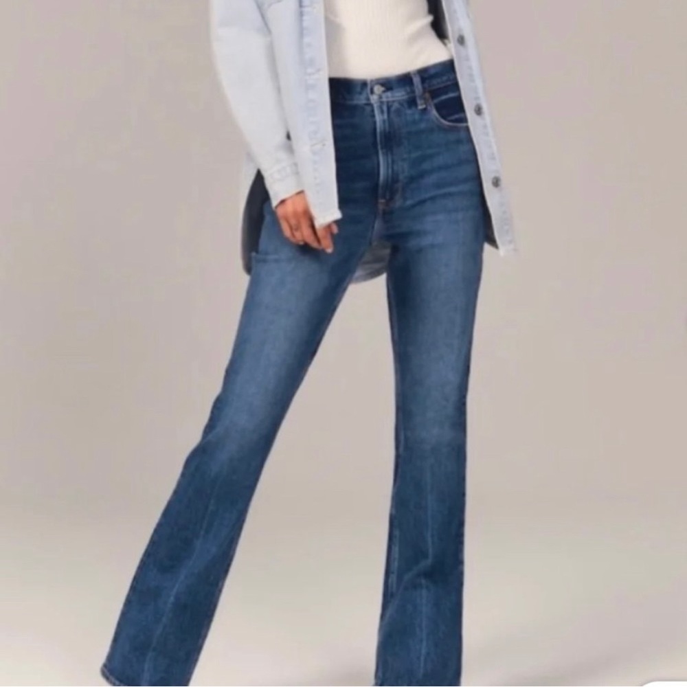 Abercrombie Ultra High Rise 70s Vintage Flare Jean